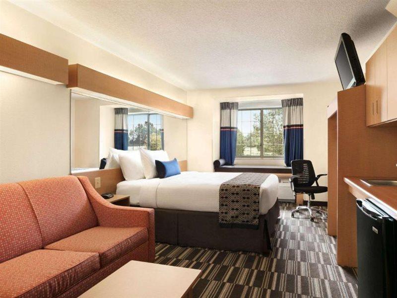 Microtel Inn & Suites By Wyndham Culpeper Exterior foto
