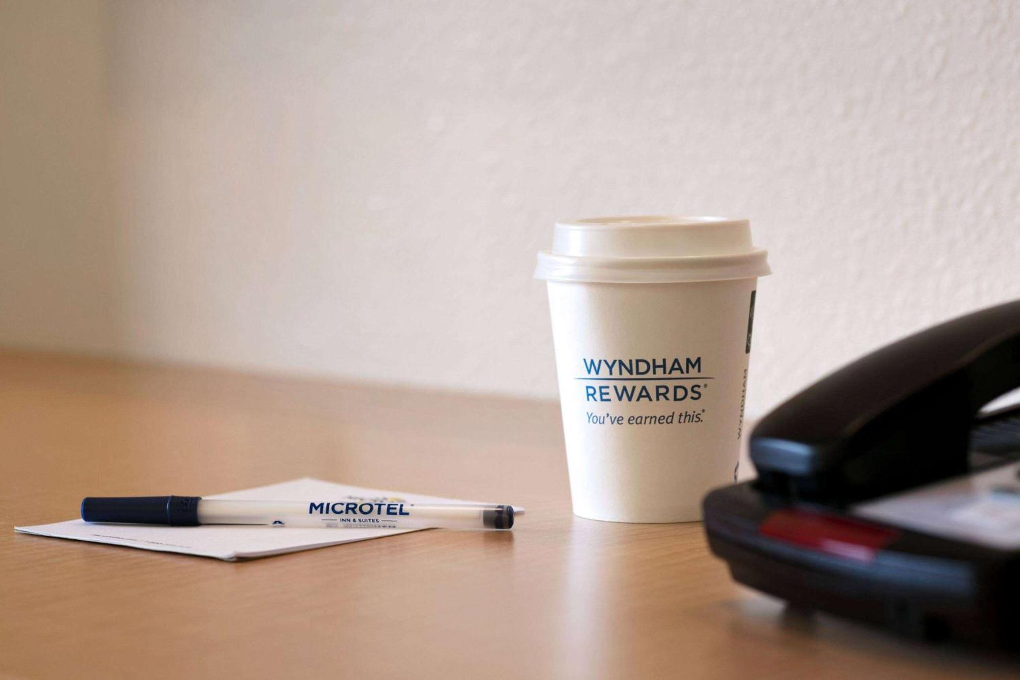 Microtel Inn & Suites By Wyndham Culpeper Exterior foto